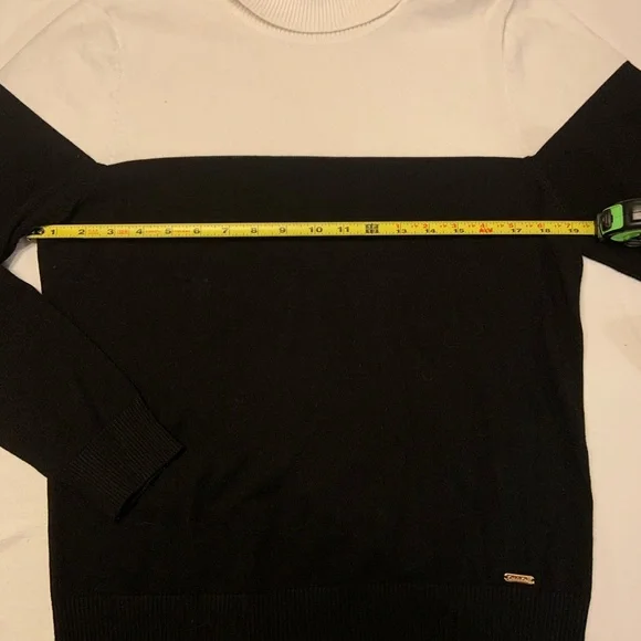Calvin Klein Turtleneck Sweater Women’s, Black & White Color Block, Size Large - Picture 9 of 10